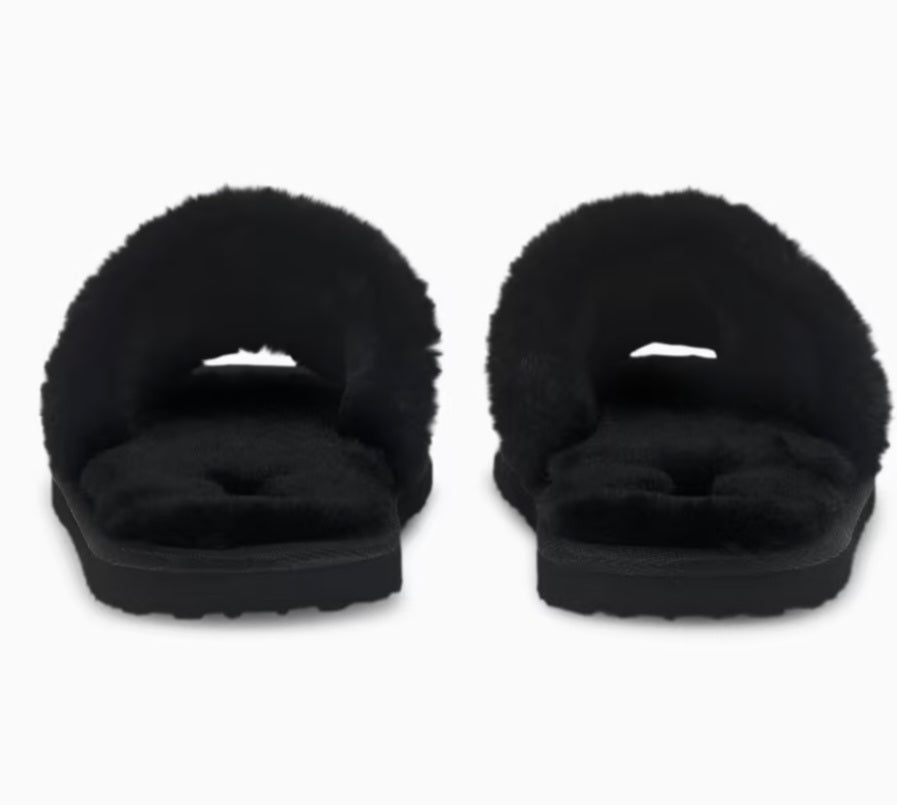 pantufla puma negra