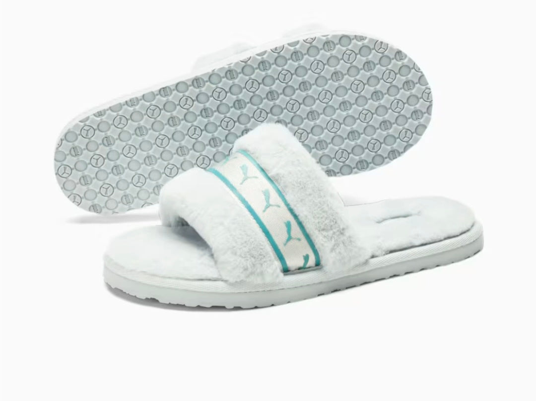 Pantuflas azul puma