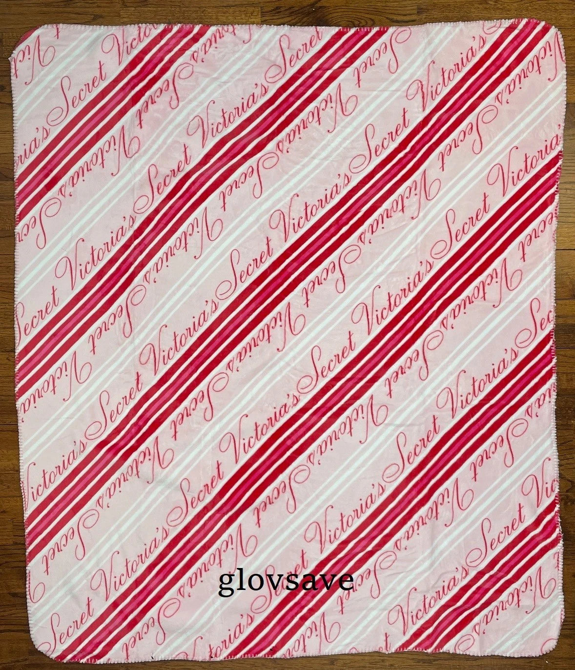 Cobija afelpada logo Victoria Secret