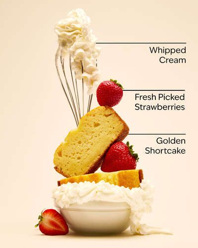 Strawberry pound cake