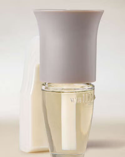 Conector gris con base blanca