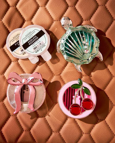 porta aroma para carro moño rosa