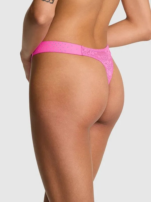 Panty Tanga de Encaje Brillante con Pierna Alta Wink