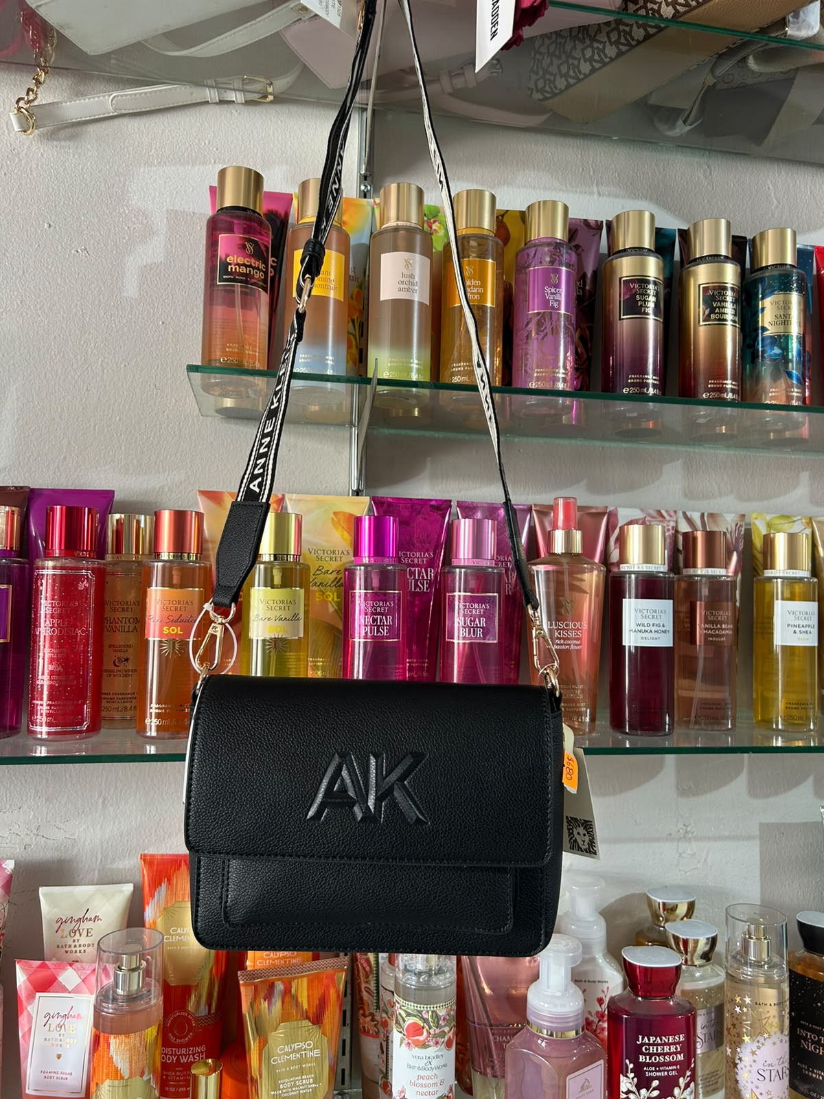 Anne klein