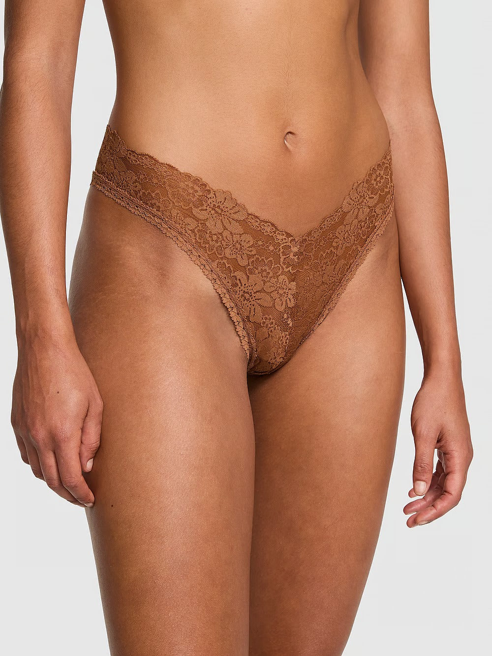 Panti brasilera con frente en V Wink